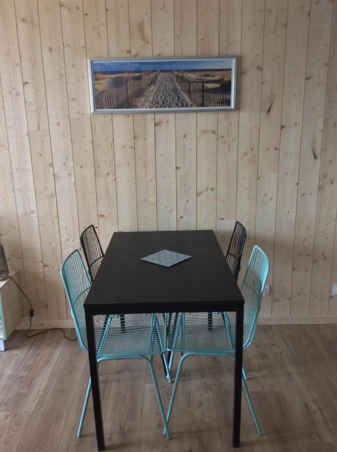 Les Obiones, Vue Laterale Mer, Fort Mahon Plage, Magnifique Studio Cabine 4P, Avec Balcon , Parking Prive Gratuit, Wifi, Classe 2 Etoiles, Exposition Plein Sud En Baie De Somme Fort-Mahon-Plage Exterior foto