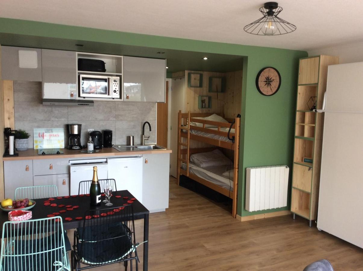 Les Obiones, Vue Laterale Mer, Fort Mahon Plage, Magnifique Studio Cabine 4P, Avec Balcon , Parking Prive Gratuit, Wifi, Classe 2 Etoiles, Exposition Plein Sud En Baie De Somme Fort-Mahon-Plage Exterior foto